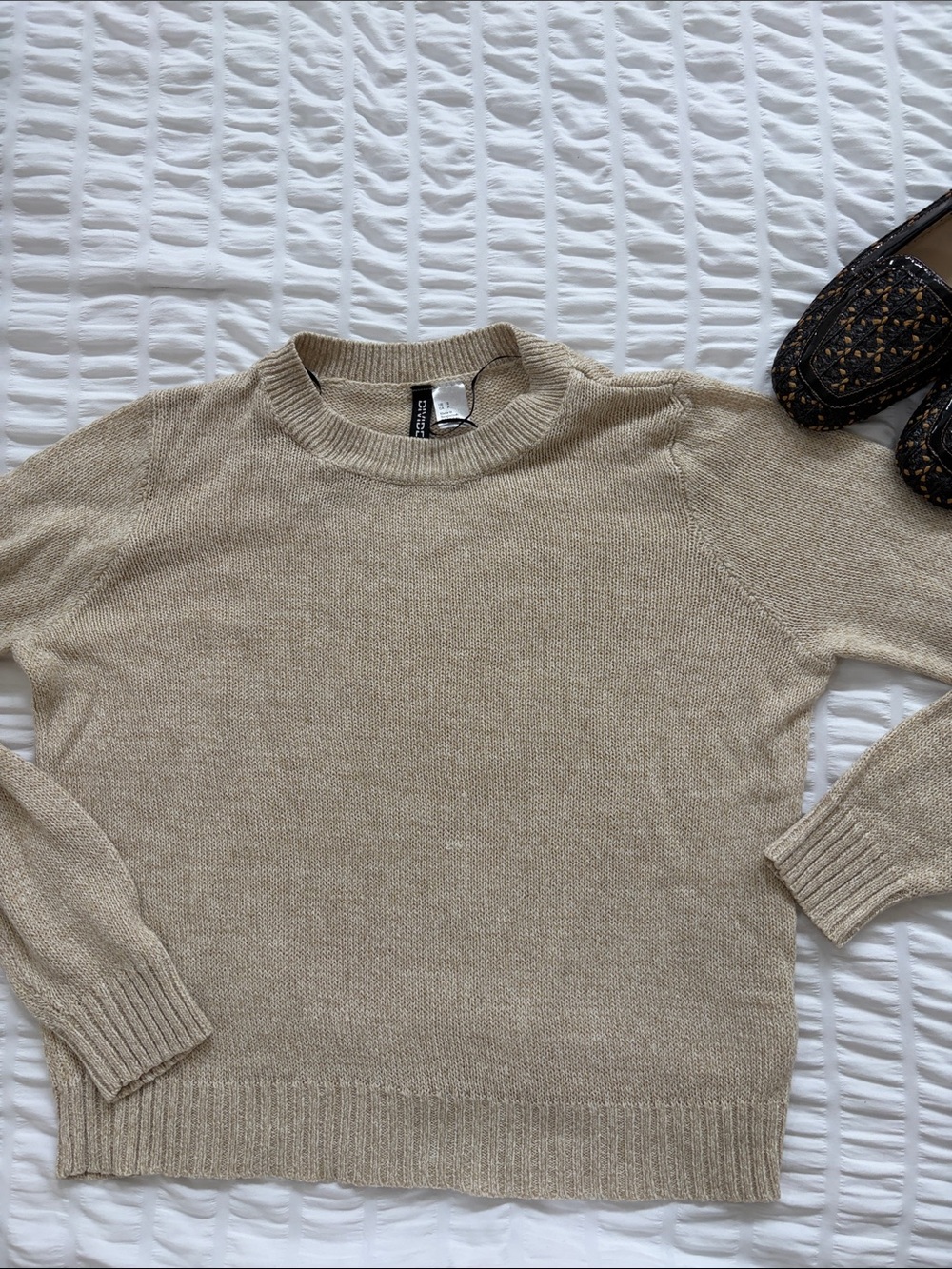 H&M Classic Crewneck Sweater in Light Beige
